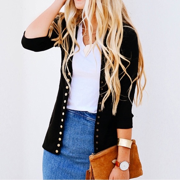 Black Snap Button Cardigan Ribbed Sweater - Picture 2 of 3